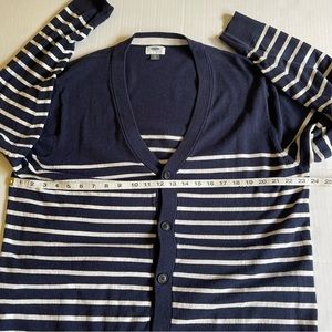 Stripped buttoned sweater